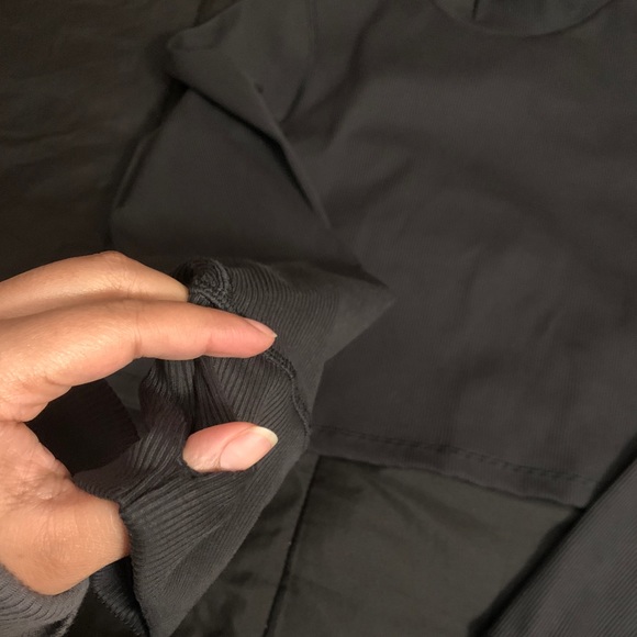 Aerie Offline Mock Neck Crop Top - Picture 4 of 8